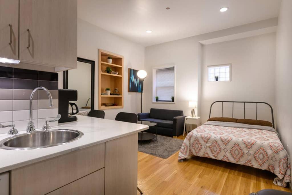 Modern Studio In City Center, Near Boston Common Экстерьер фото