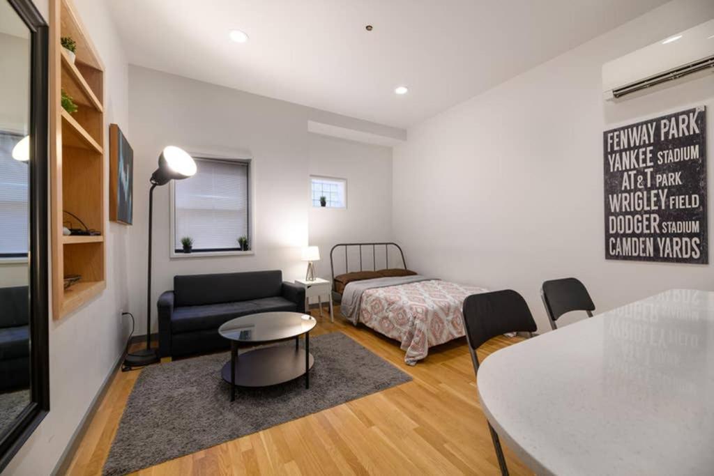 Modern Studio In City Center, Near Boston Common Экстерьер фото